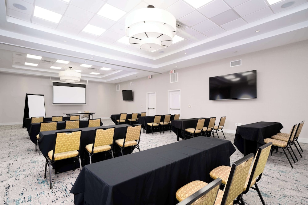 Hilton Garden Inn Houston Clear Lake NASA - photo 25