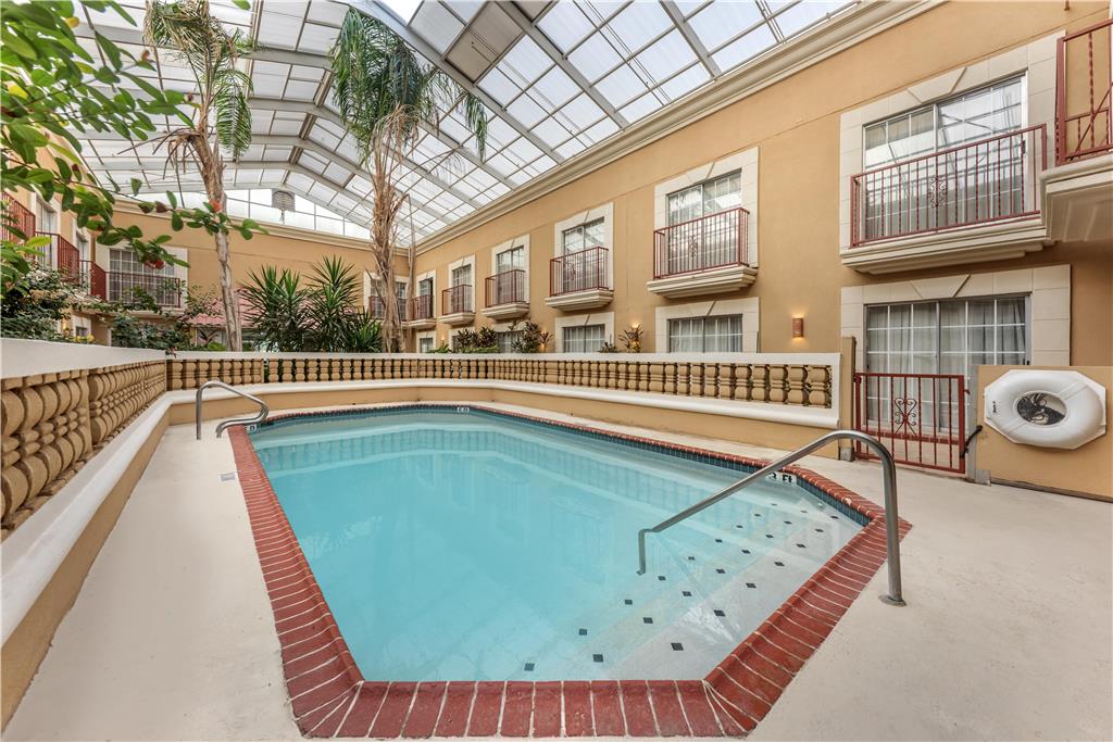 Best Western Plus Atrium Inn - photo 7