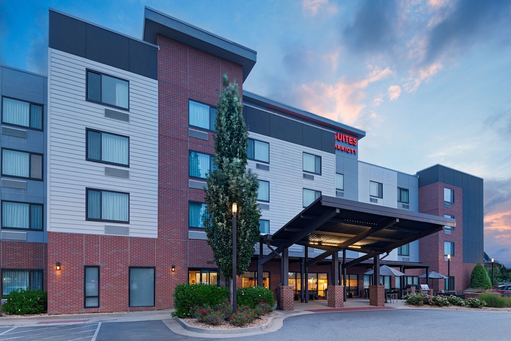 TownePlace Suites by Marriott Macon Mercer University - photo 34