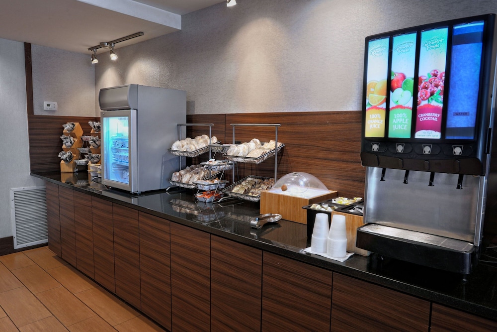 Fairfield Inn & Suites Charleston North Ashley Phosphate - photo 30