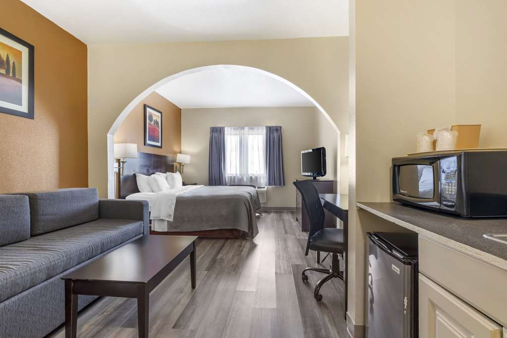 Quality Inn & Suites Wichita Falls I 44 - photo 40