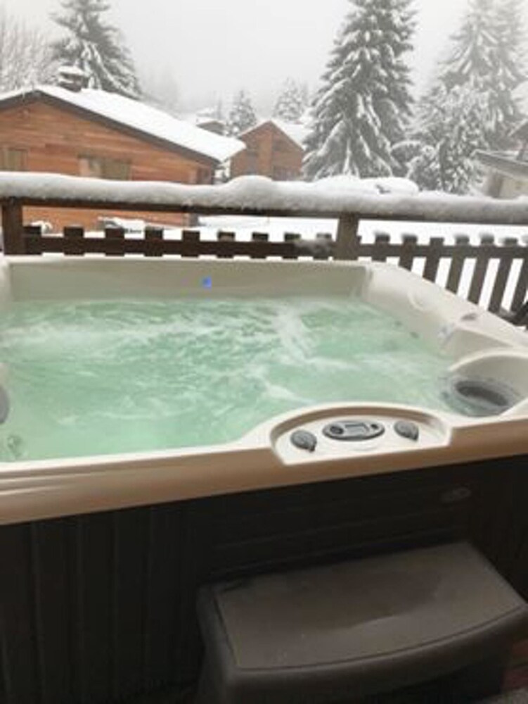 Chalet With 3 Bedrooms in Xonrupt longemer With Wonderful Mountain Vi — 4-Star Luxury Hotel in Xonrupt-Longemer, France