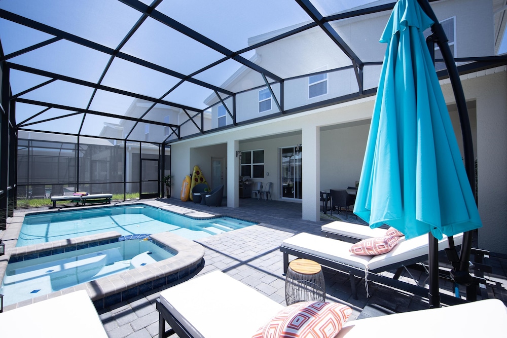 4563nl Storey Lake Resort in Kissimmee, United States