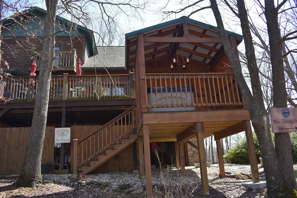 Bear Creek Lodge Cabin Resort - photo 123