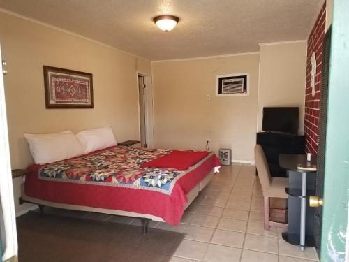 Canton Motel - photo 10
