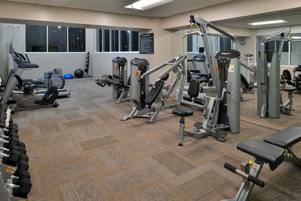 Holiday Inn Hotel & Suites Overland Park Convention Center - photo 43