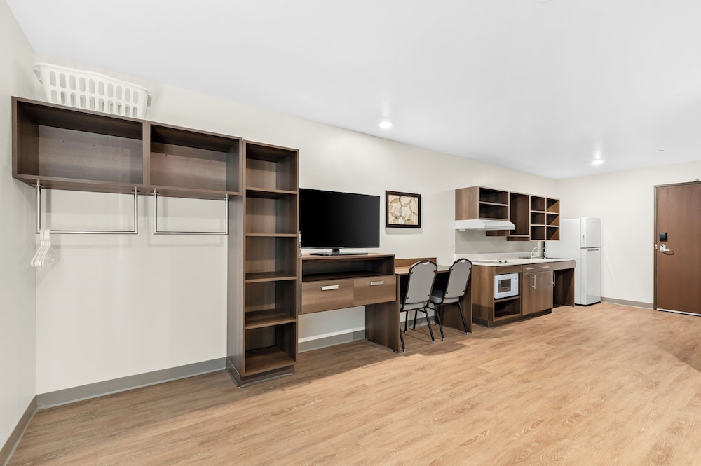 Woodspring Suites Palmdale Lancaster - photo 18