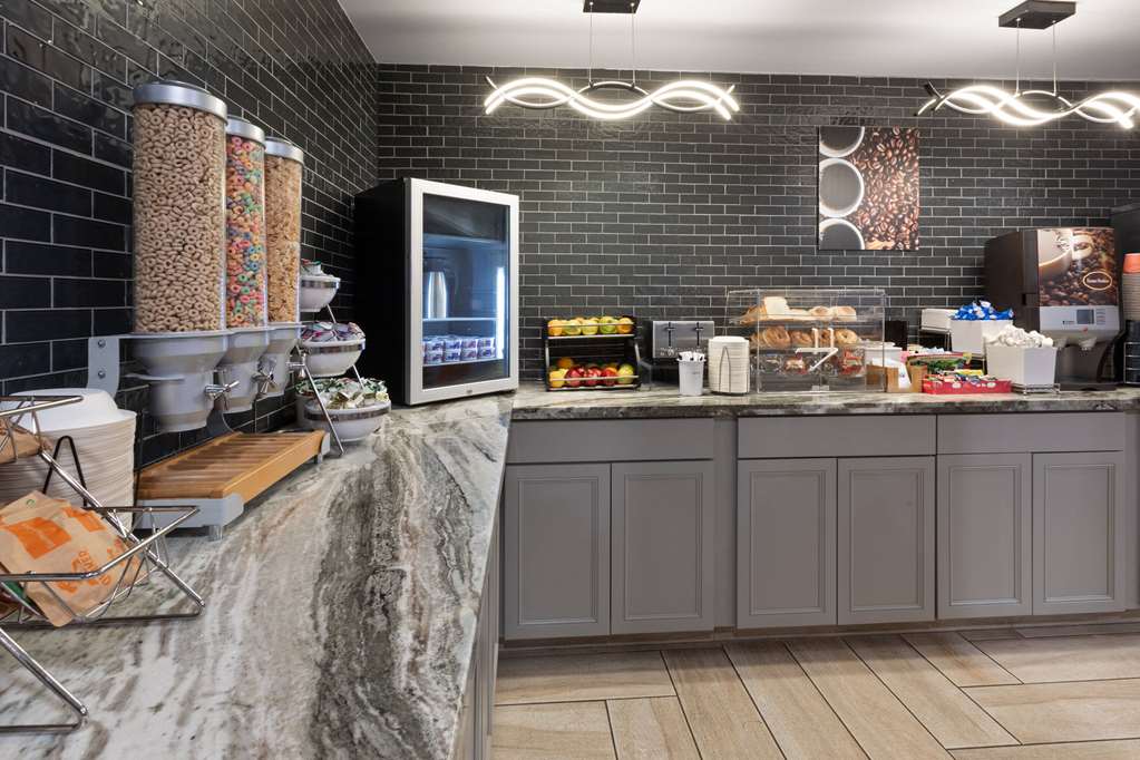 La Quinta Inn by Wyndham Sheboygan - photo 43