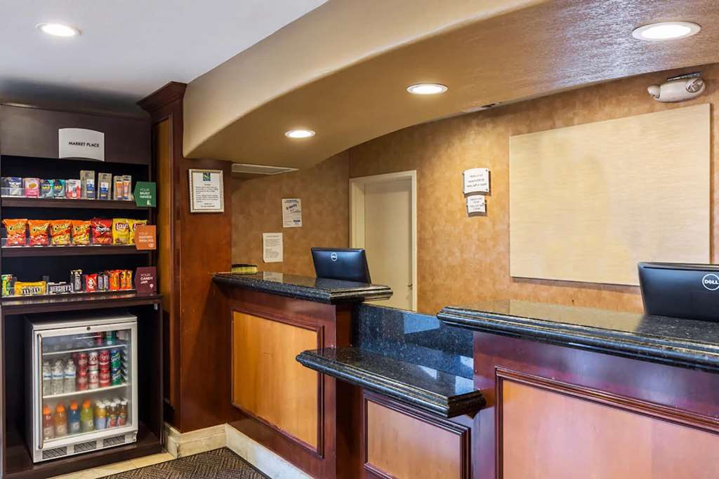 Ramada Suites by Wyndham San Diego - photo 18