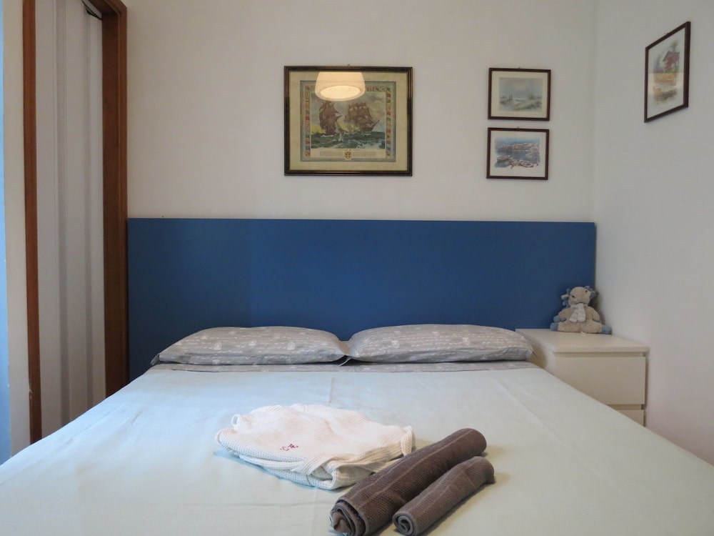 Villa Anastasye — Predore — photo 2
