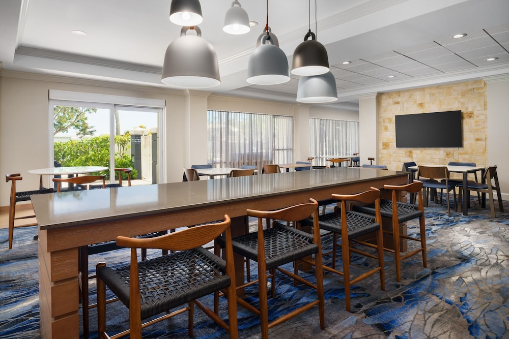 Fairfield Inn And Suites By Marriott Boca Raton - photo 2