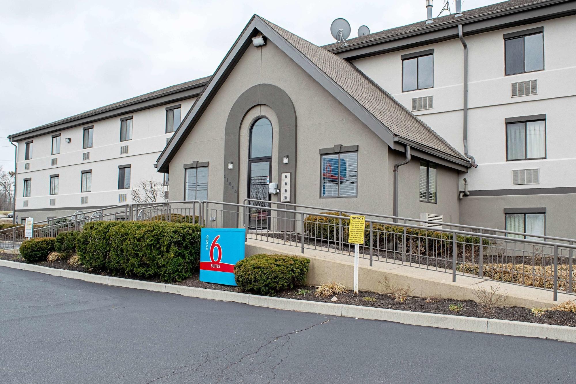 Welcome Suites Springdale - photo 18
