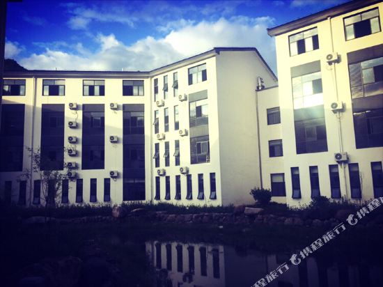 Buyecheng Hotel in Pan'an, People's Republic of China