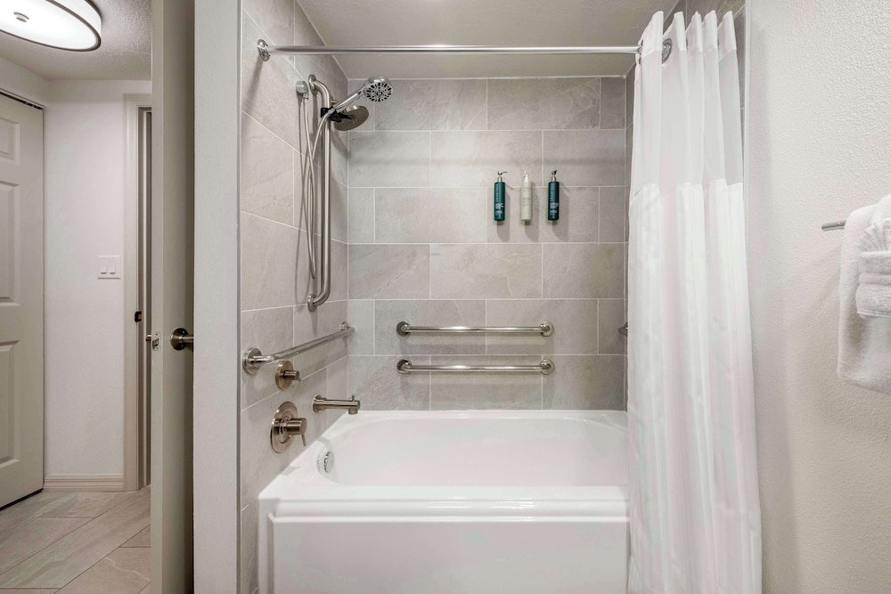 Hilton Vacation Club Aqua Sol Orlando West - photo 48