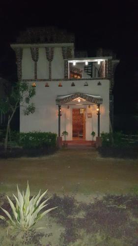 Shantiniketan Bungalow — 4-Star Luxury Hotel in Bolpur, India