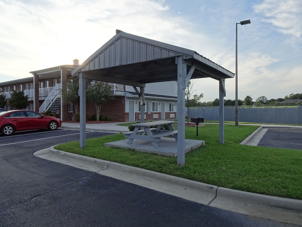 Affordable Suites Kannapolis - photo 49