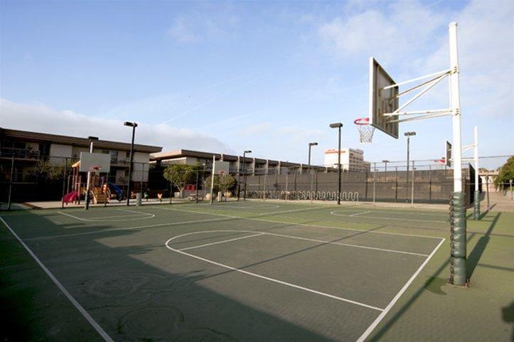 Oakwood Marina Del Rey - photo 18
