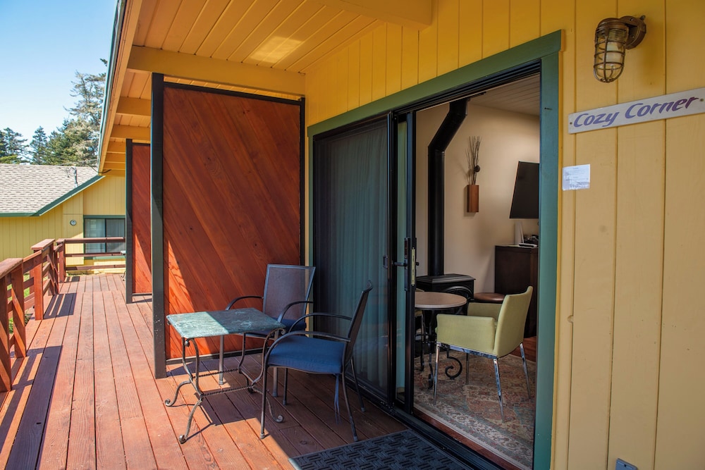 Inn at Buckhorn Cove - photo 24