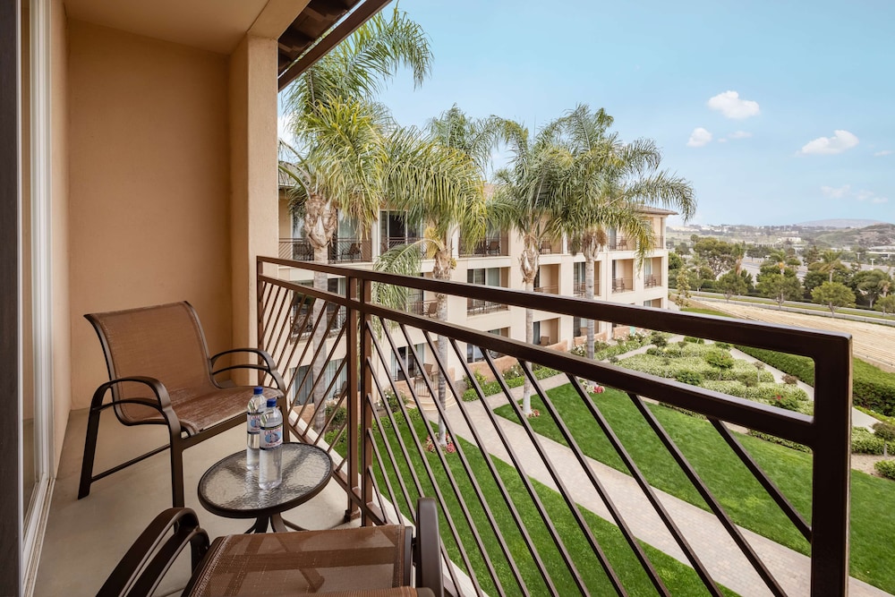 The Cassara Carlsbad Tapestry Collection by Hilton - photo 36