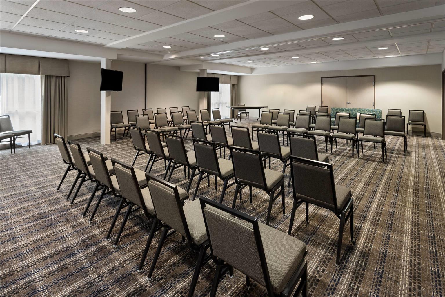 Days Inn by Wyndham Penn State - photo 26