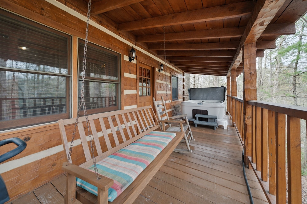 An Affair To Remember 1 Bedroom Cabin by Heavenly Views Resort - photo 21
