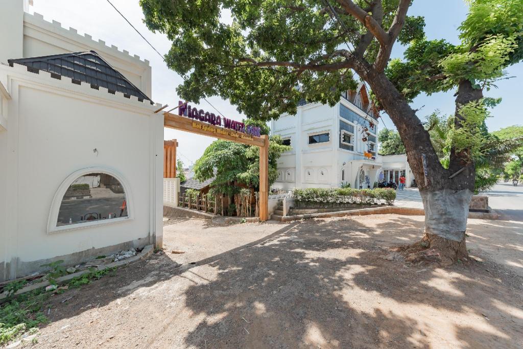 RedDoorz @ Niagara Waterpark in Purwakarta, Indonesia