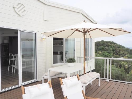 Tangalooma Life 2 Bed 2 Bath Private Luxury Stay - carbon neutral hotel in Unknown City