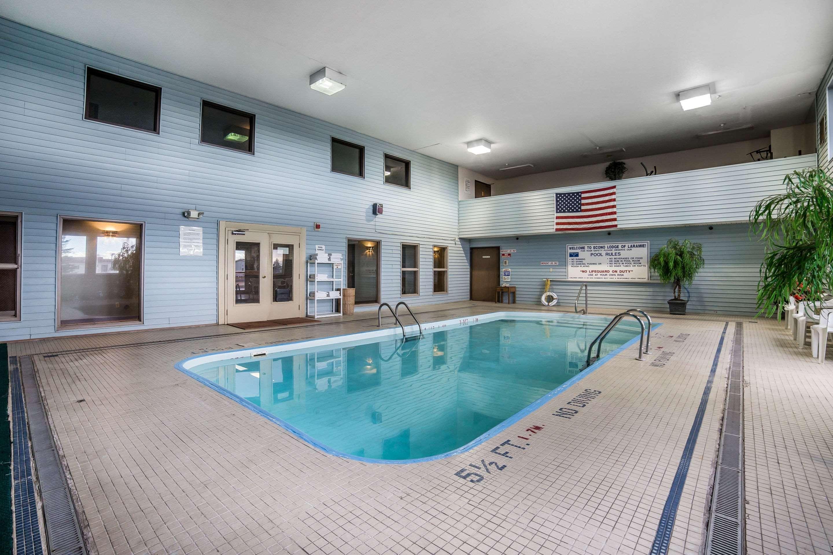 Econo Lodge Laramie WY - photo 25