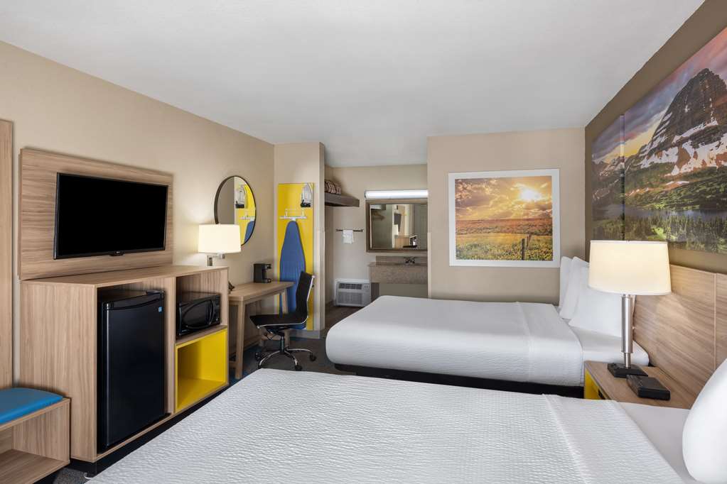 Days Inn by Wyndham Klamath Falls - photo 16
