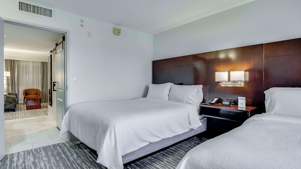 Embassy Suites Louisville East - photo 37