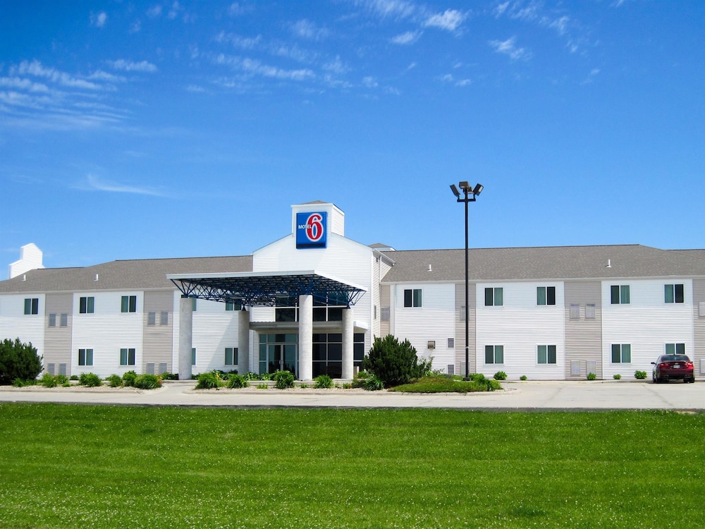 Motel 6 Avoca IA - featured photo