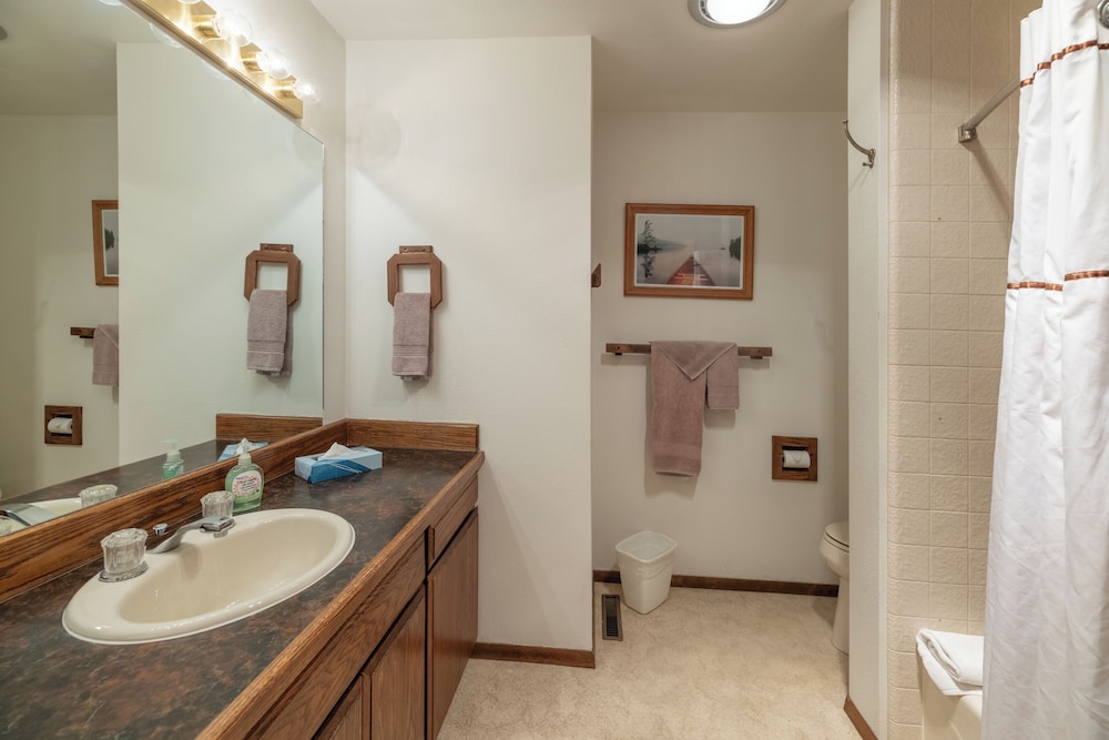 Pend Oreille Shores Resort E26 2 Br Condo - photo 32