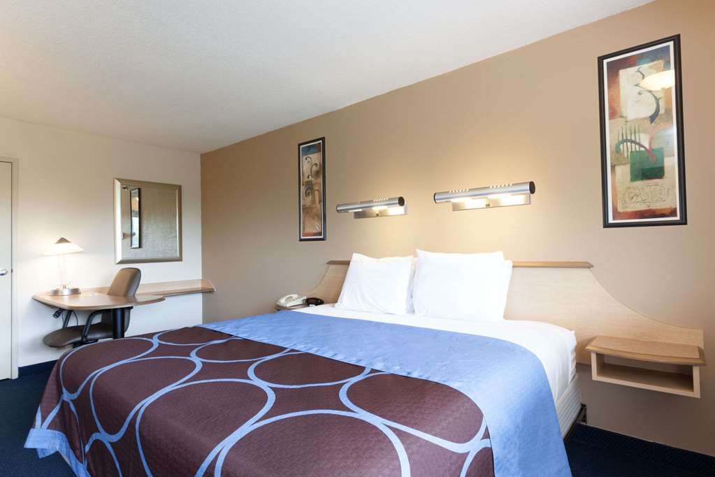 Days Inn by Wyndham Monmouth Junction S Brunswick Princeton - photo 13