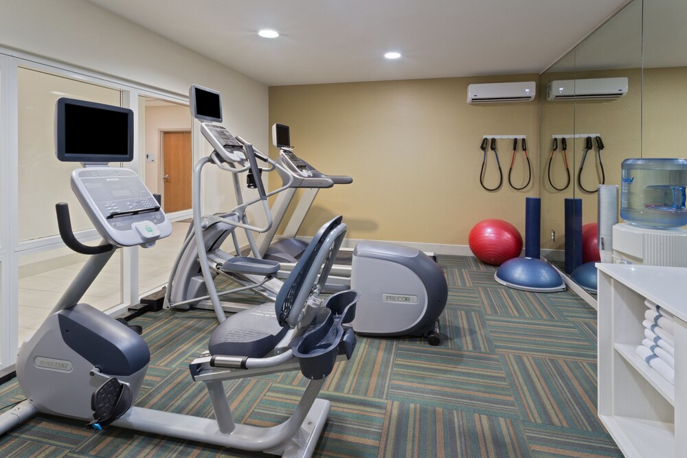Holiday Inn Express Hotel & Suites Tavares Leesburg by IHG - photo 21