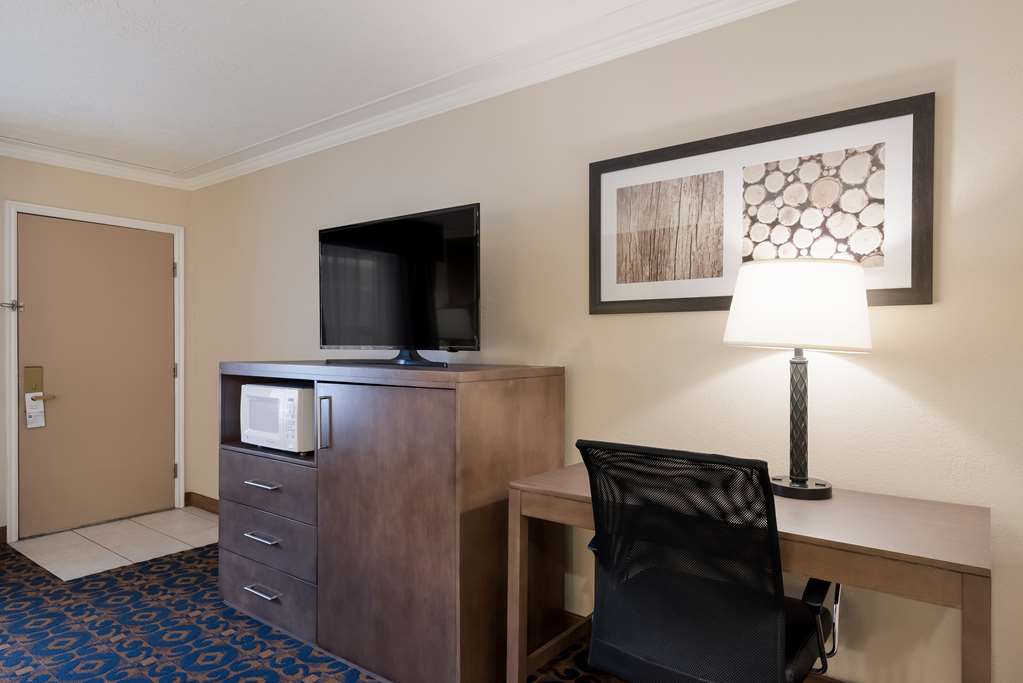 Best Western Butch Cassidy Inn - photo 21