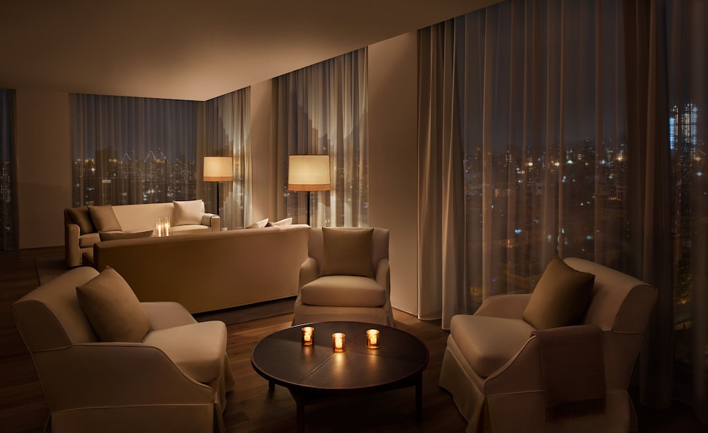 PUBLIC an Ian Schrager hotel - photo 11