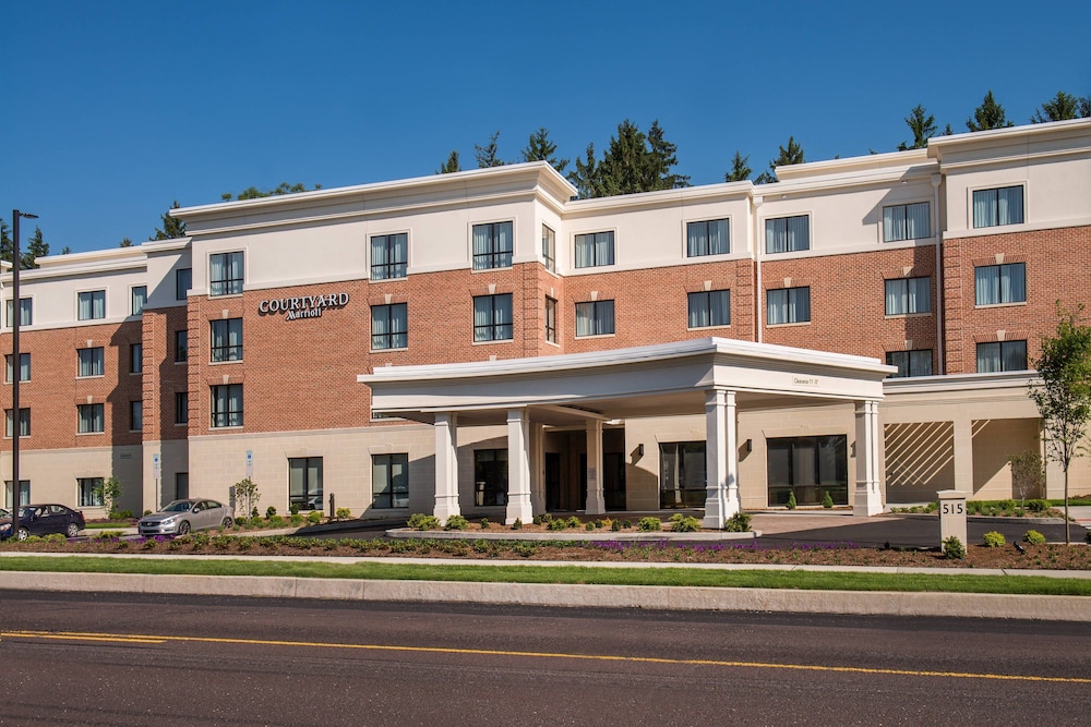 Courtyard by Marriott Hershey Chocolate Avenue - photo 25