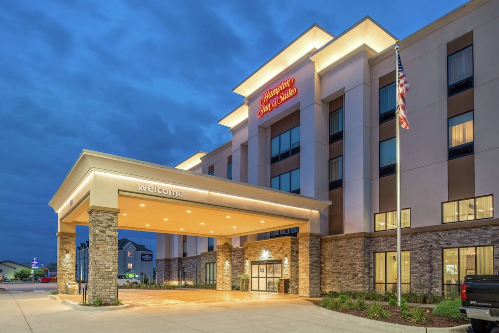 Hampton Inn & Suites Ames - photo 2