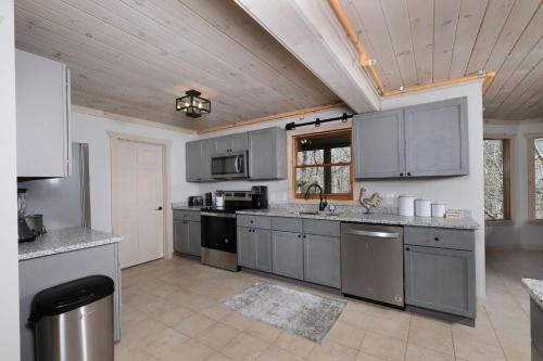Rocky Top Lodge - photo 12