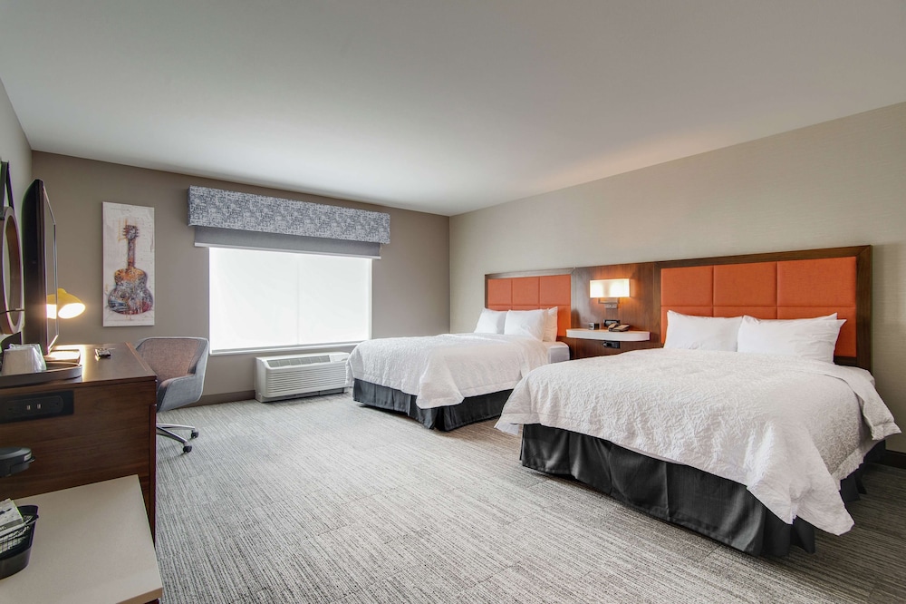 Hampton Inn & Suites Nashville North Skyline - photo 11