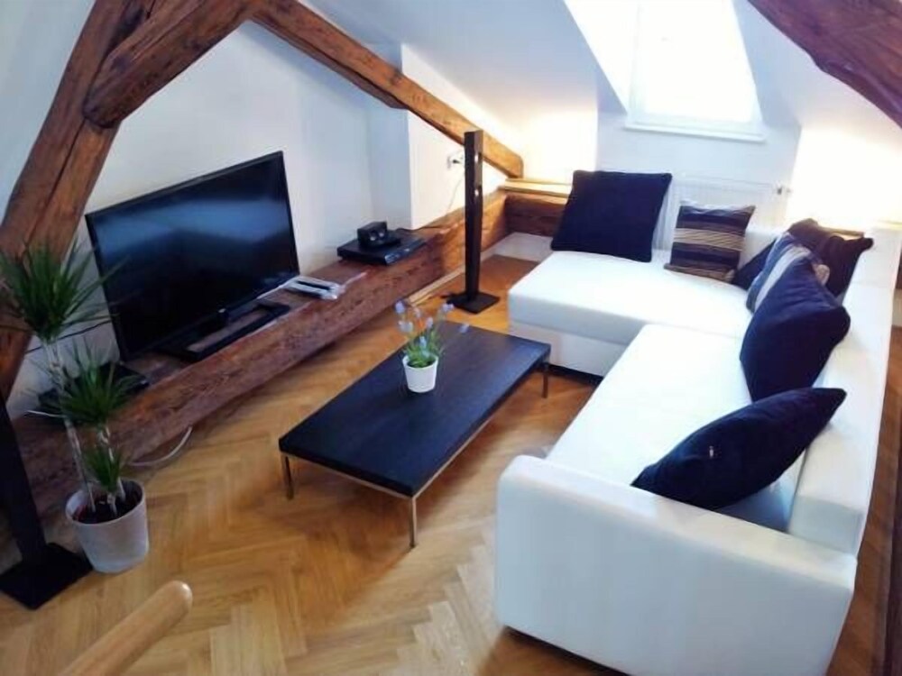 Old town square premium apartments — 4-Star Luxury Hotel in Prague, Czech Republic
