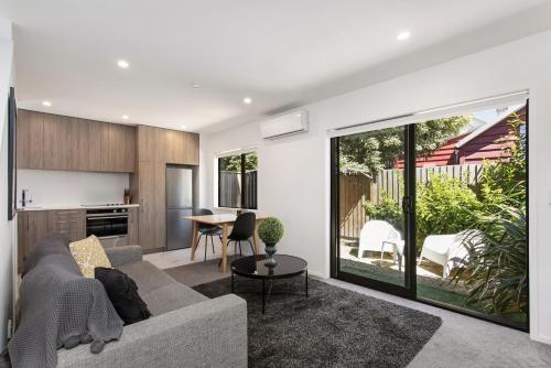 Relax Unwind Super Fast Internet — 4-Star Luxury Hotel in Christchurch, New Zealand