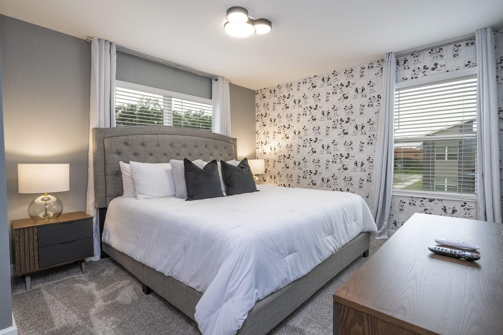 Stunning 5 Bd W Pool @ Storey Lake Resort 2400 - photo 10