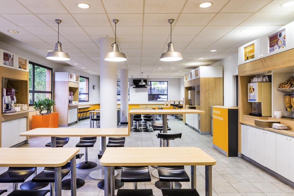 hotelF1 Lyon la Tour de Salvagny in La Tour-De-Salvagny, France