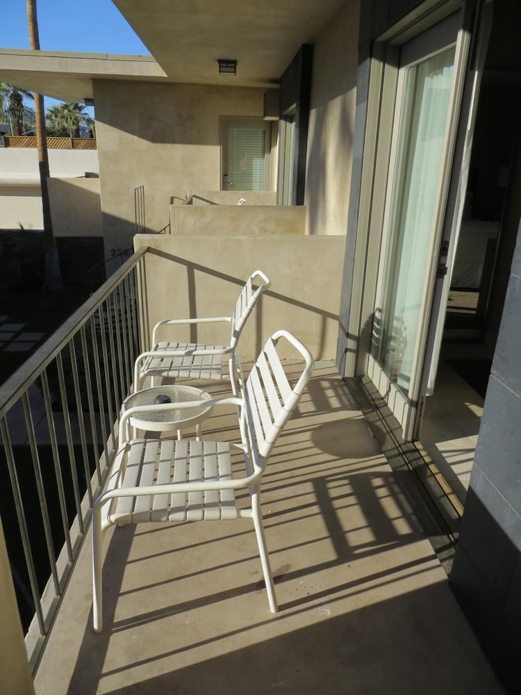7 Springs Inn & Suites - photo 26