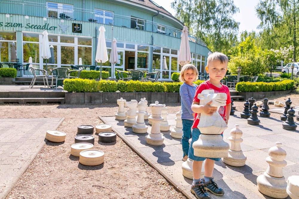 Feriendorf Alte Fahrt — 4-Star Luxury Hotel in Rechlin, Germany