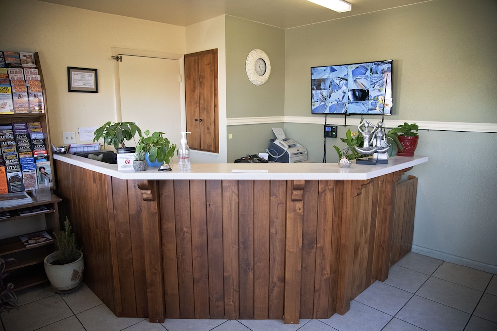 The Virginian Motel - photo 2