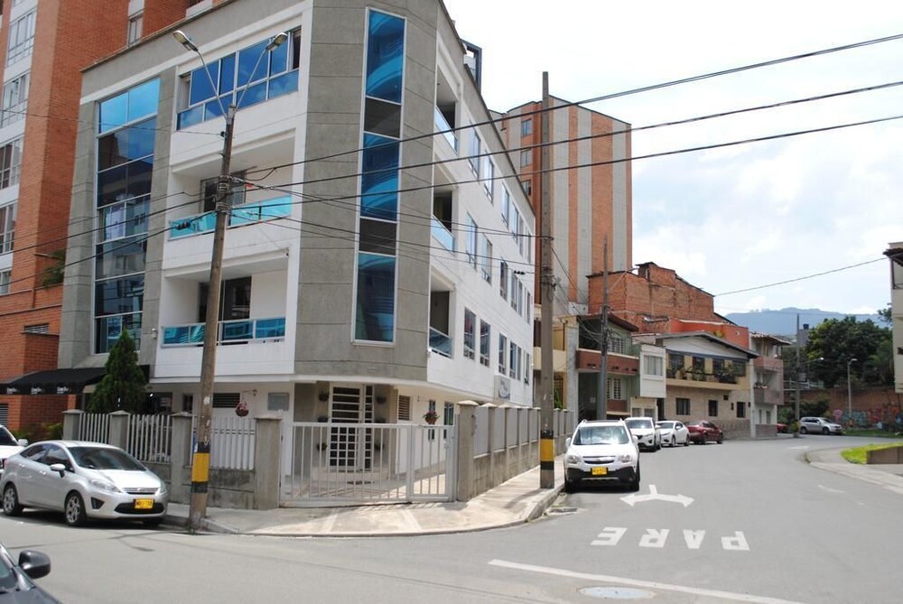El Olimpo Medellin — hotel in Medellin
