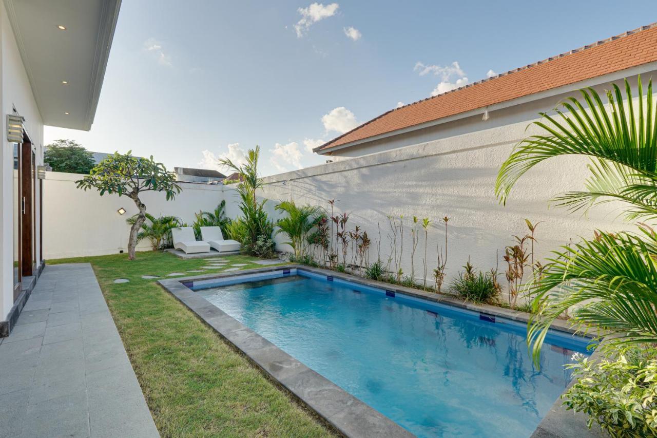 Villa Polo Padonan near Canggu with Private Pool — 4-Star Luxury Hotel in Bali, Indonesia