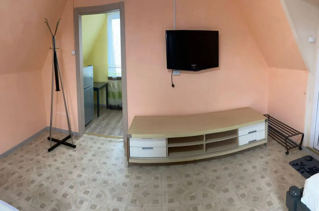 Gostevoy dom Mercuiy in Arkhipo-Osipovka, Russia